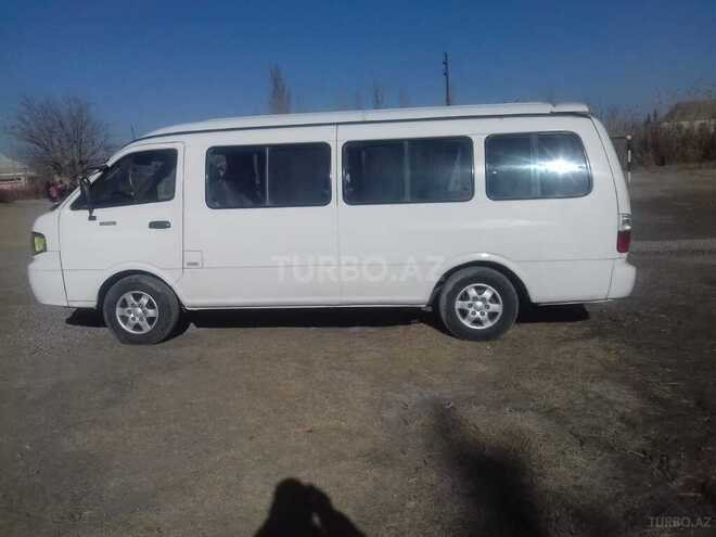 Kia Pregio 2005, 342,123 km - 3.0 l - Salyan