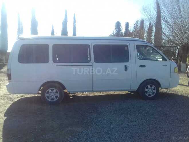 Kia Pregio 2005, 342,123 km - 3.0 l - Salyan