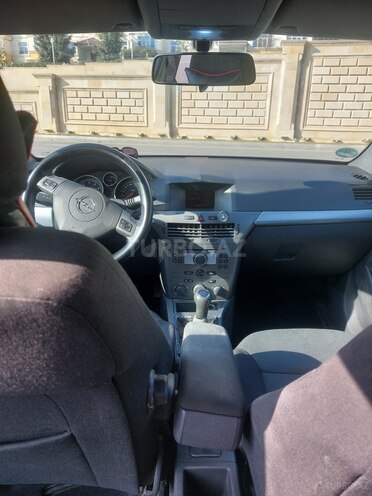 Opel Astra 2005, 220,000 km - 1.4 l - Bakı