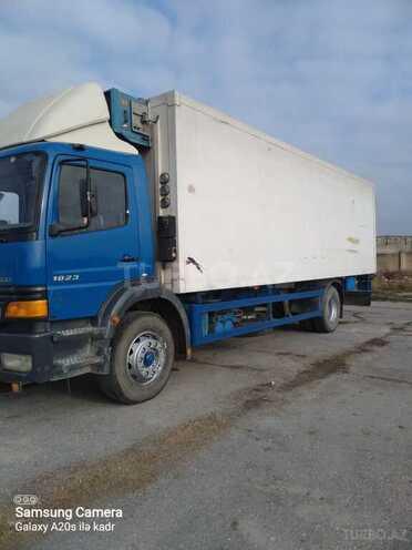 Mercedes Atego 1823 1999, 522,607 km - 6.3 l - Sumqayıt