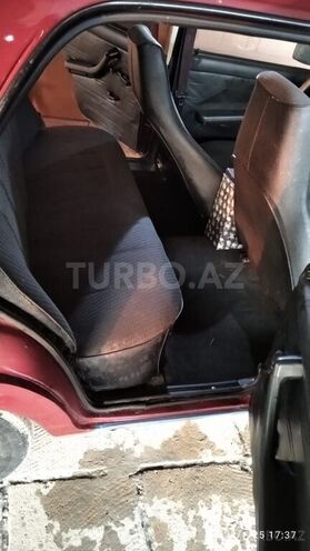 LADA (VAZ) 2107 2002, 42,650 km - 1.5 l - Salyan