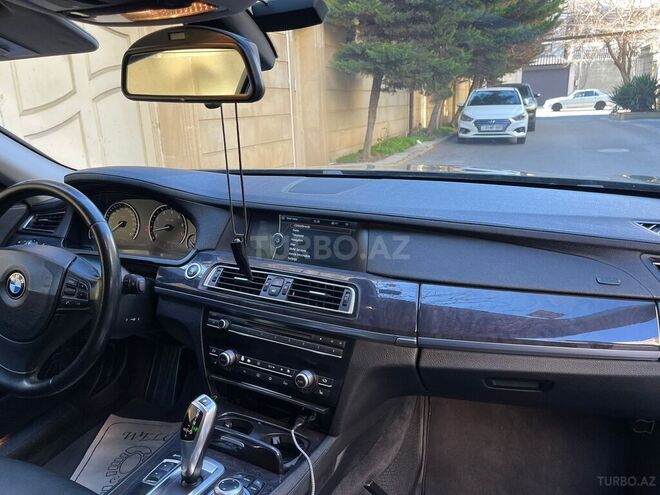 BMW 740 2009, 197,700 km - 3.0 л - Bakı