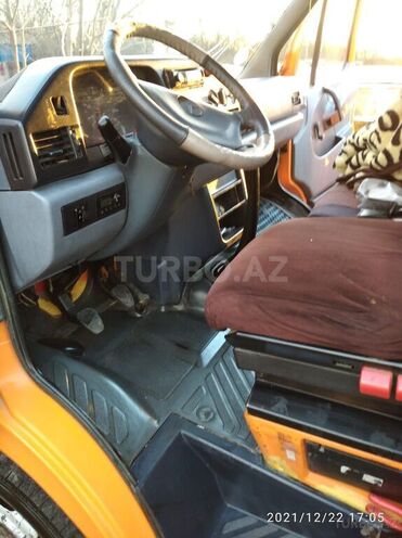 Mercedes Sprinter 312 1996, 590,666 km - 2.9 l - Zaqatala