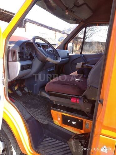 Mercedes Sprinter 312 1996, 590,666 km - 2.9 l - Zaqatala