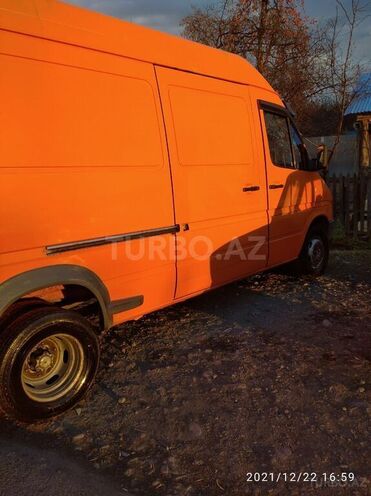 Mercedes Sprinter 312 1996, 590,666 km - 2.9 l - Zaqatala