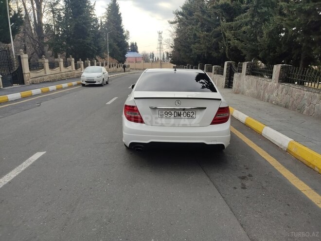 Mercedes C 250 2014, 200,000 km - 1.8 l - Zaqatala