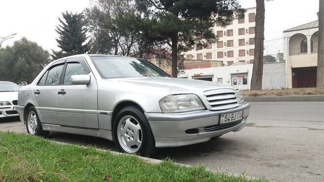 Mercedes C 180 1994, 350,000 km - 1.8 л - Bakı