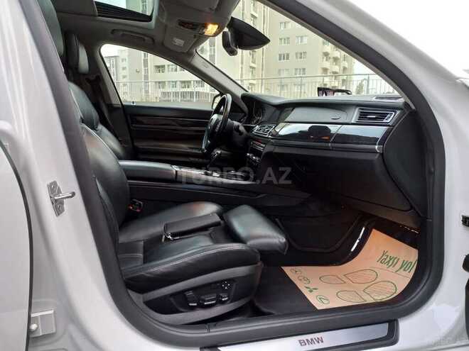 BMW 750 2010, 133,300 km - 4.4 l - Bakı