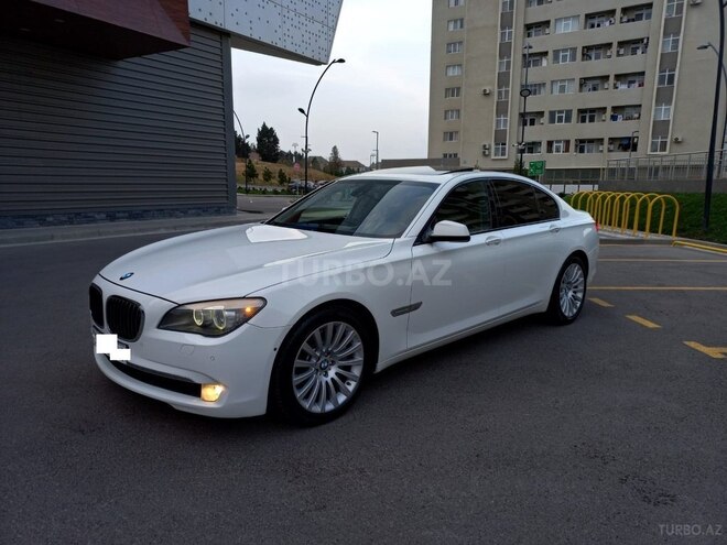 BMW 750 2010, 133,300 km - 4.4 l - Bakı