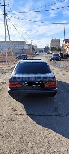Mercedes E 230 1996, 340,000 km - 2.3 l - Şirvan