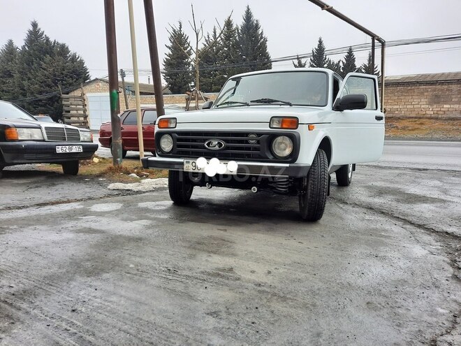 LADA (VAZ) Niva 2013, 200,000 km - 1.7 l - Zaqatala