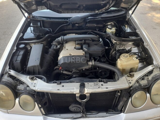 Mercedes E 200 1999, 295,000 km - 2.0 l - Xırdalan