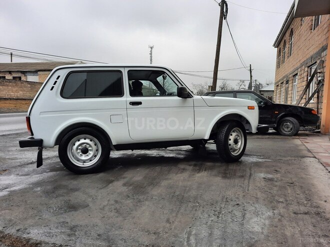 LADA (VAZ) Niva 2013, 200,000 km - 1.7 l - Zaqatala