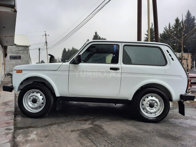 LADA (VAZ) Niva 2013, 200,000 km - 1.7 l - Zaqatala