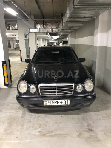 Mercedes E 220 1999, 355,000 km - 2.2 l - Bakı