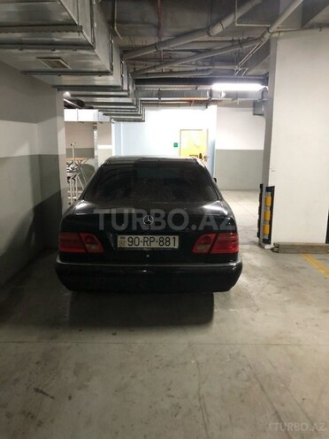Mercedes E 220 1999, 355,000 km - 2.2 l - Bakı