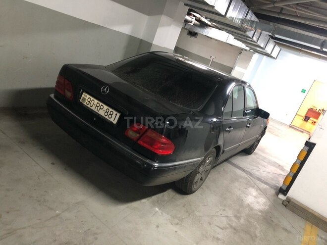 Mercedes E 220 1999, 355,000 km - 2.2 l - Bakı