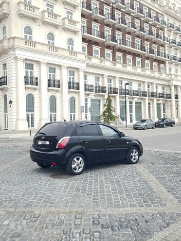 Kia Rio 2009, 124,000 km - 1.4 л - Bakı