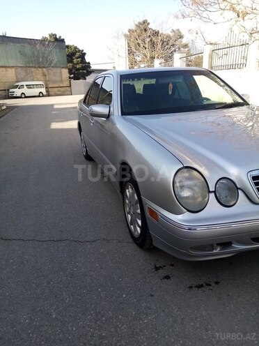 Mercedes E 320 1999, 394,200 km - 3.2 л - Bakı