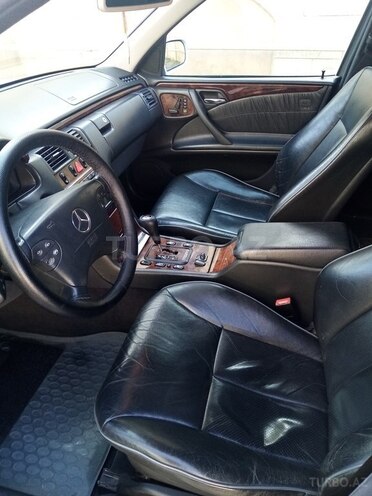 Mercedes E 320 1999, 394,200 km - 3.2 л - Bakı