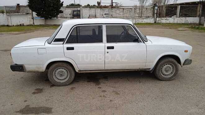 LADA (VAZ) 2107 2010, 25,780 km - 1.6 л - Salyan