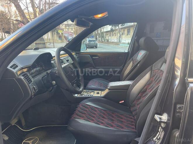 Mercedes E 240 1999, 295,886 km - 2.4 l - Bakı
