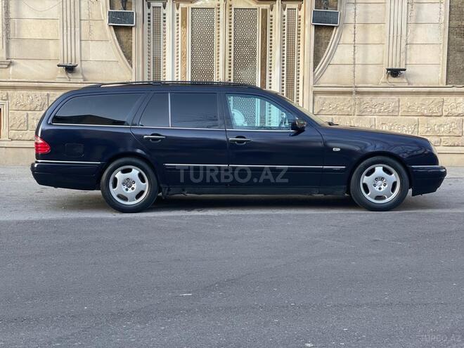 Mercedes E 240 1999, 295,886 km - 2.4 l - Bakı