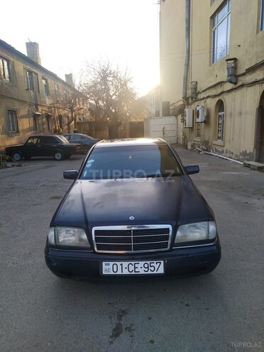 Mercedes C 220 1994, 168,500 km - 2.2 л - Bakı