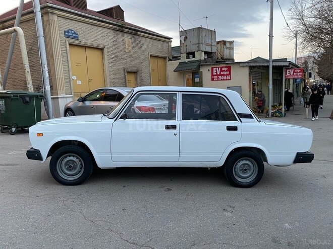 LADA (VAZ) 2107 2005, 136,578 km - 1.6 л - Bakı