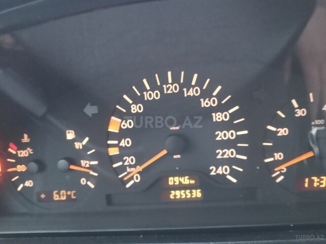 Mercedes C 200 1999, 295,536 km - 2.0 l - Bakı