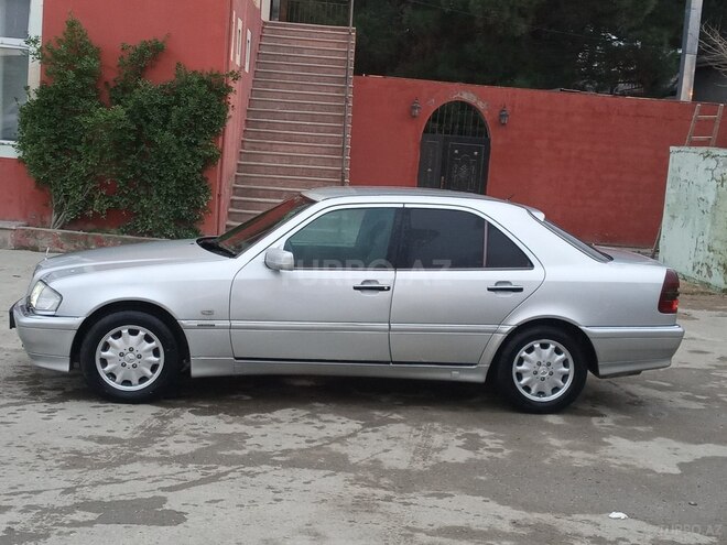 Mercedes C 200 1999, 295,536 km - 2.0 l - Bakı