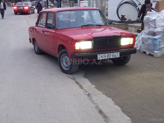 LADA (VAZ) 2107 1983, 83,000 km - 1.6 l - Şirvan