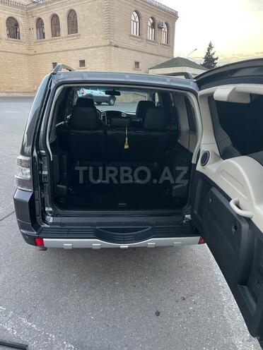 Mitsubishi Pajero 2014, 91,000 km - 3.8 l - Bakı