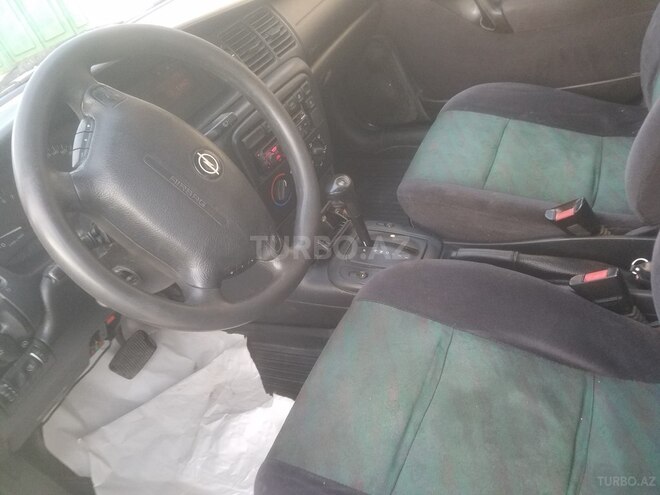 Opel Vectra 1998, 268,000 km - 2.0 l - Sumqayıt