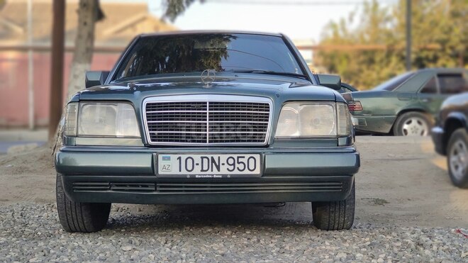 Mercedes E 250 1994, 552,000 km - 2.5 л - Bakı