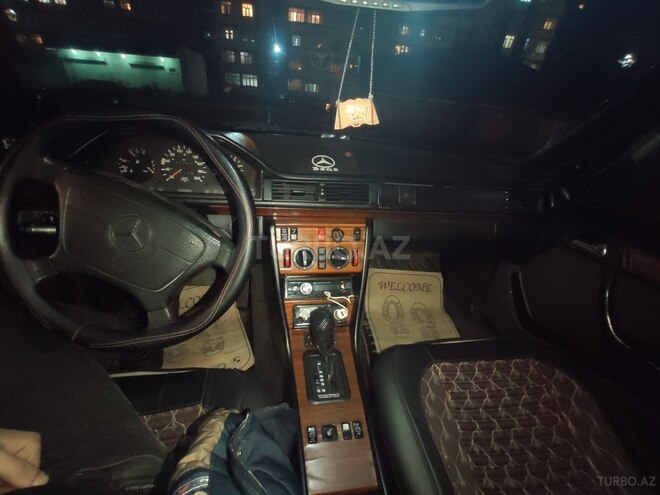 Mercedes E 250 1994, 552,000 km - 2.5 л - Bakı