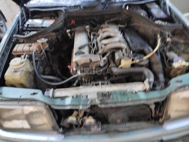 Mercedes E 250 1994, 552,000 km - 2.5 л - Bakı