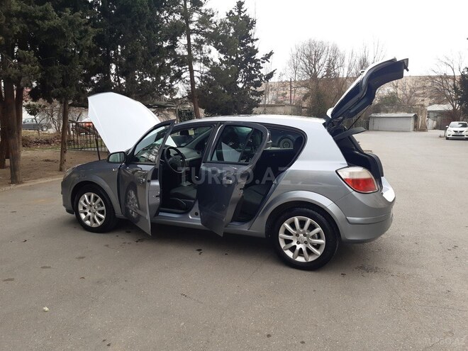 Opel Astra 2004, 168,222 km - 1.4 l - Bakı