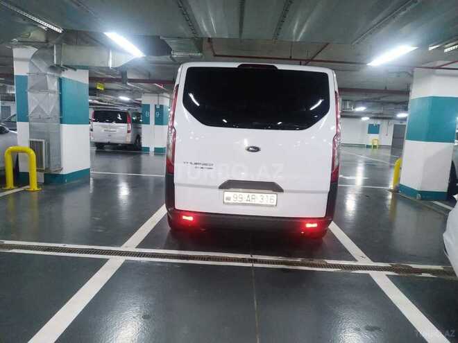 Ford Tourneo Custom 2014, 215,000 km - 2.2 l - Bakı