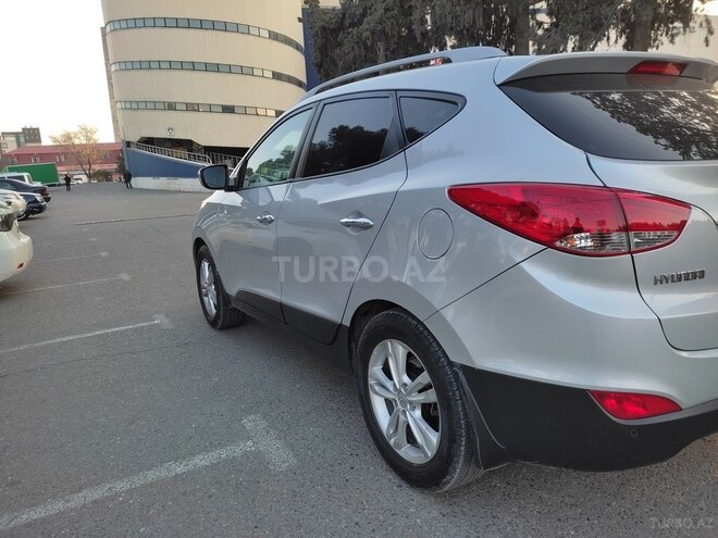 Hyundai ix35 2010, 132,500 km - 2.0 л - Bakı