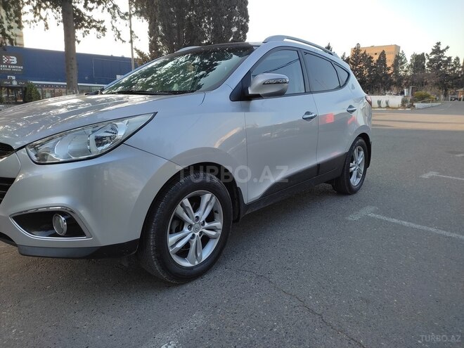 Hyundai ix35 2010, 132,500 km - 2.0 л - Bakı