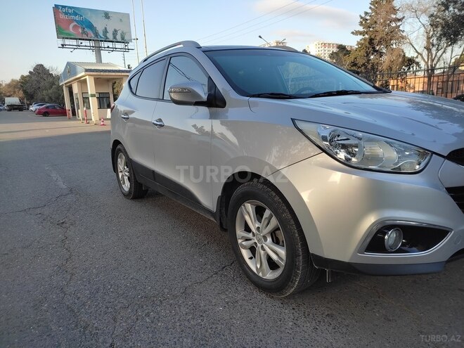 Hyundai ix35 2010, 132,500 km - 2.0 л - Bakı
