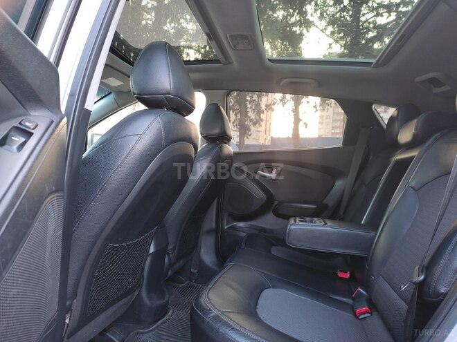 Hyundai ix35 2010, 132,500 km - 2.0 л - Bakı