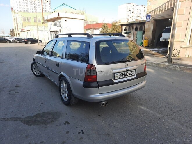 Opel Vectra 1998, 272,000 km - 2.0 l - Sumqayıt