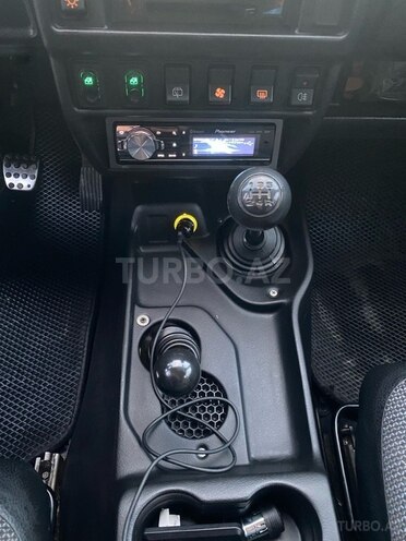 LADA (VAZ) Niva 2015, 65,000 km - 1.7 л - Bakı