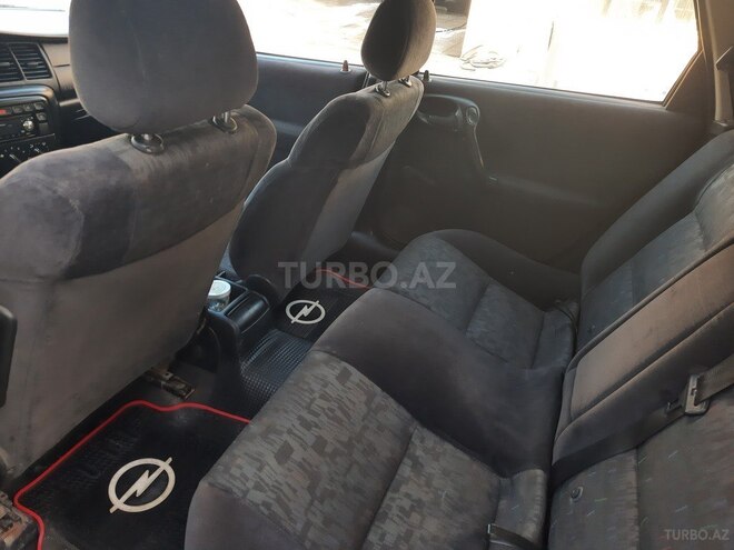 Opel Vectra 1998, 272,000 km - 2.0 l - Sumqayıt