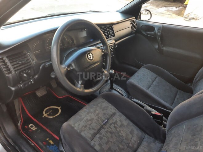 Opel Vectra 1998, 272,000 km - 2.0 l - Sumqayıt