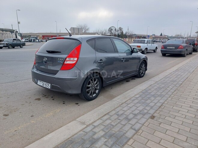 Hyundai i30 2012, 215,000 km - 1.6 l - Şirvan