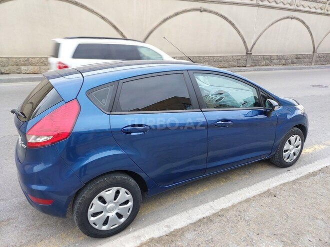 Ford Fiesta 2009, 300,000 km - 1.4 l - Bakı