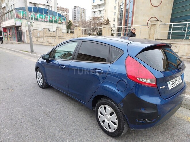 Ford Fiesta 2009, 300,000 km - 1.4 l - Bakı
